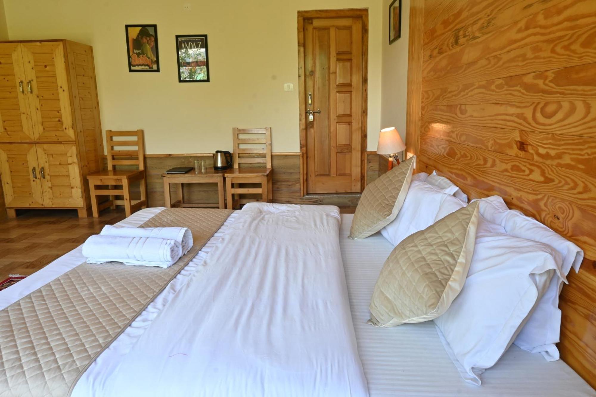 Bed and breakfast Cascade Mountain Retreat Manali Extérieur photo